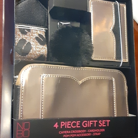 4 piece Gift Set NWT - Picture 2 of 5